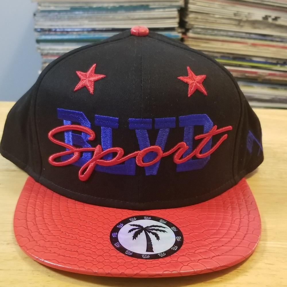 BLVD Snapback Snakeskin bill